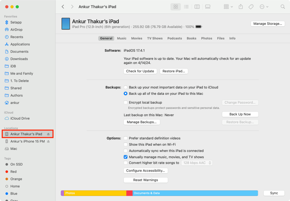 tela do finder fazendo backup do iphone no mac